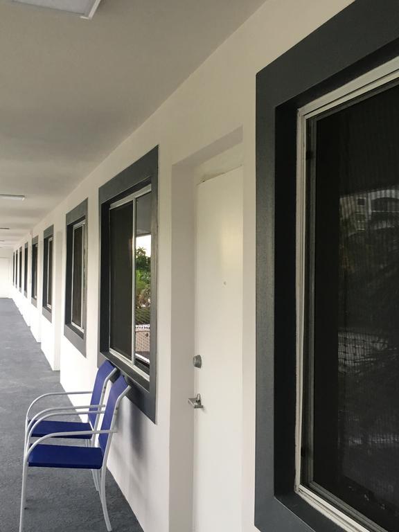 Wave Beach Vacation Rentals Pompano Beach Eksteriør billede
