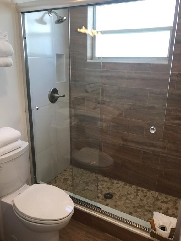 Wave Beach Vacation Rentals Pompano Beach Værelse billede
