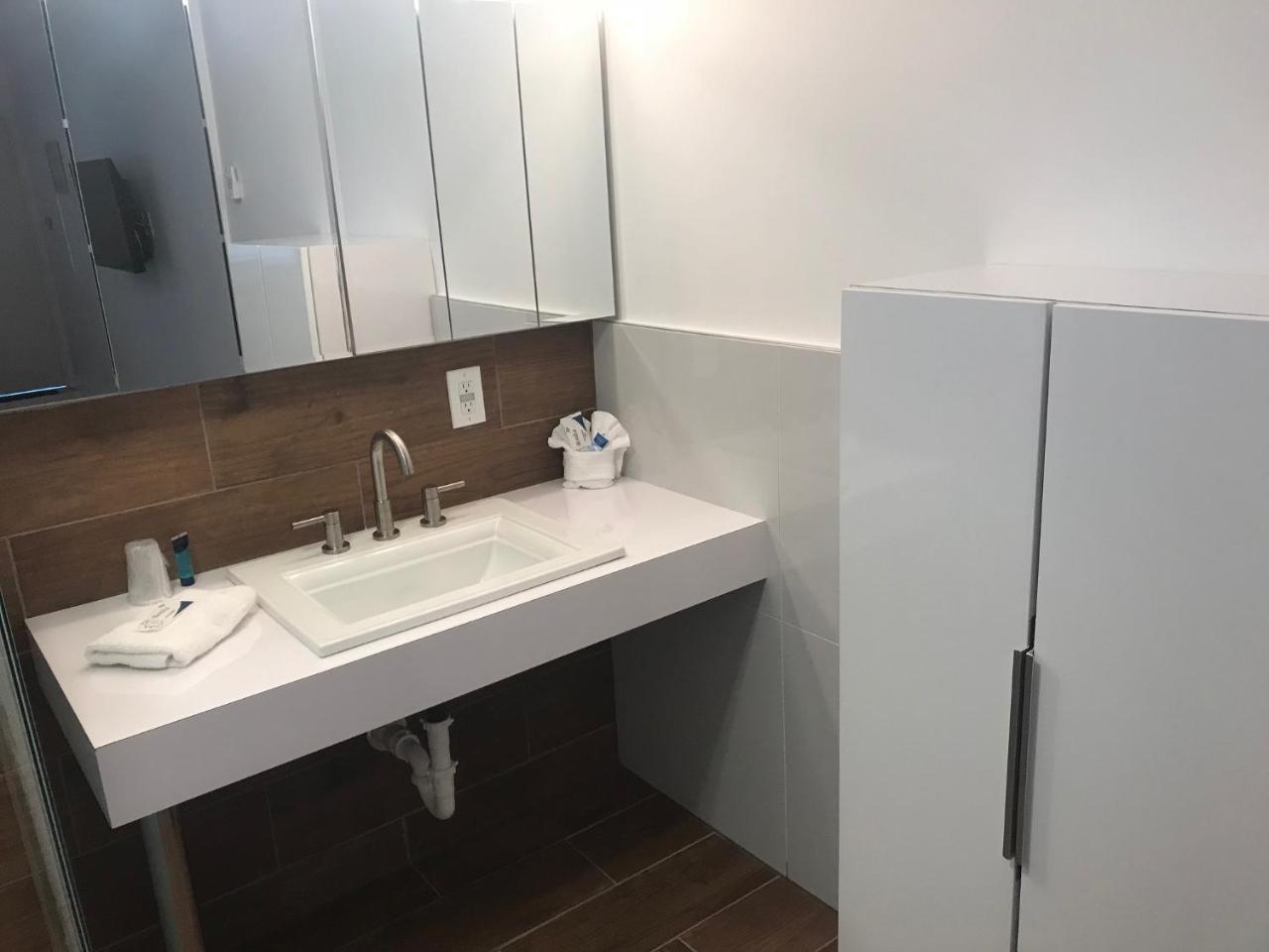 Wave Beach Vacation Rentals Pompano Beach Eksteriør billede