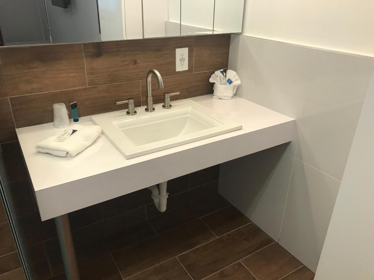Wave Beach Vacation Rentals Pompano Beach Eksteriør billede